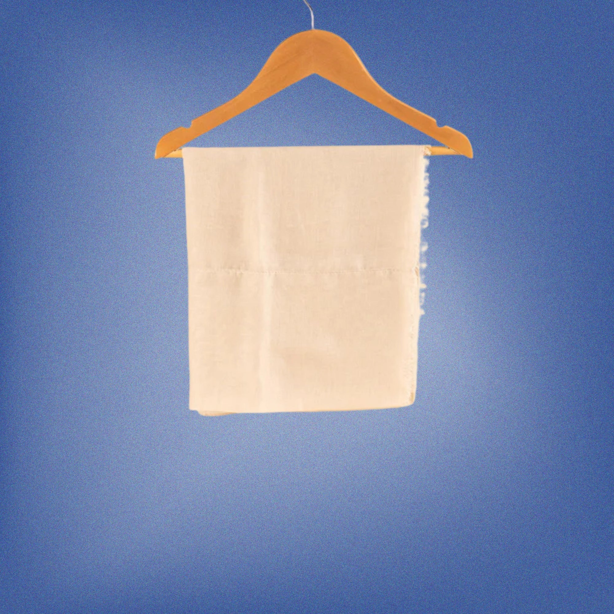 شال خفيف مع جفسة ماركة كويت ليدي