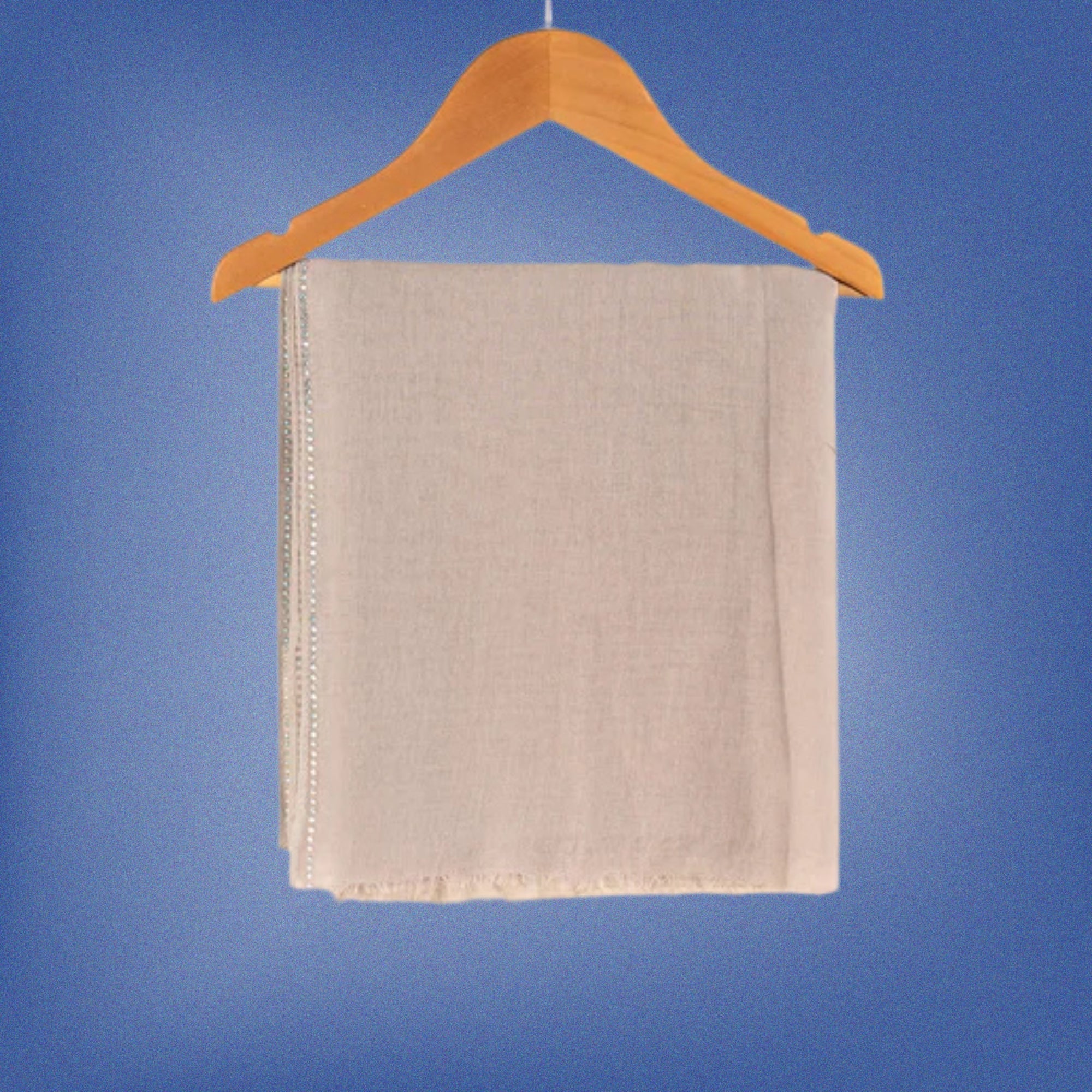 شال خفيف مع ستراس