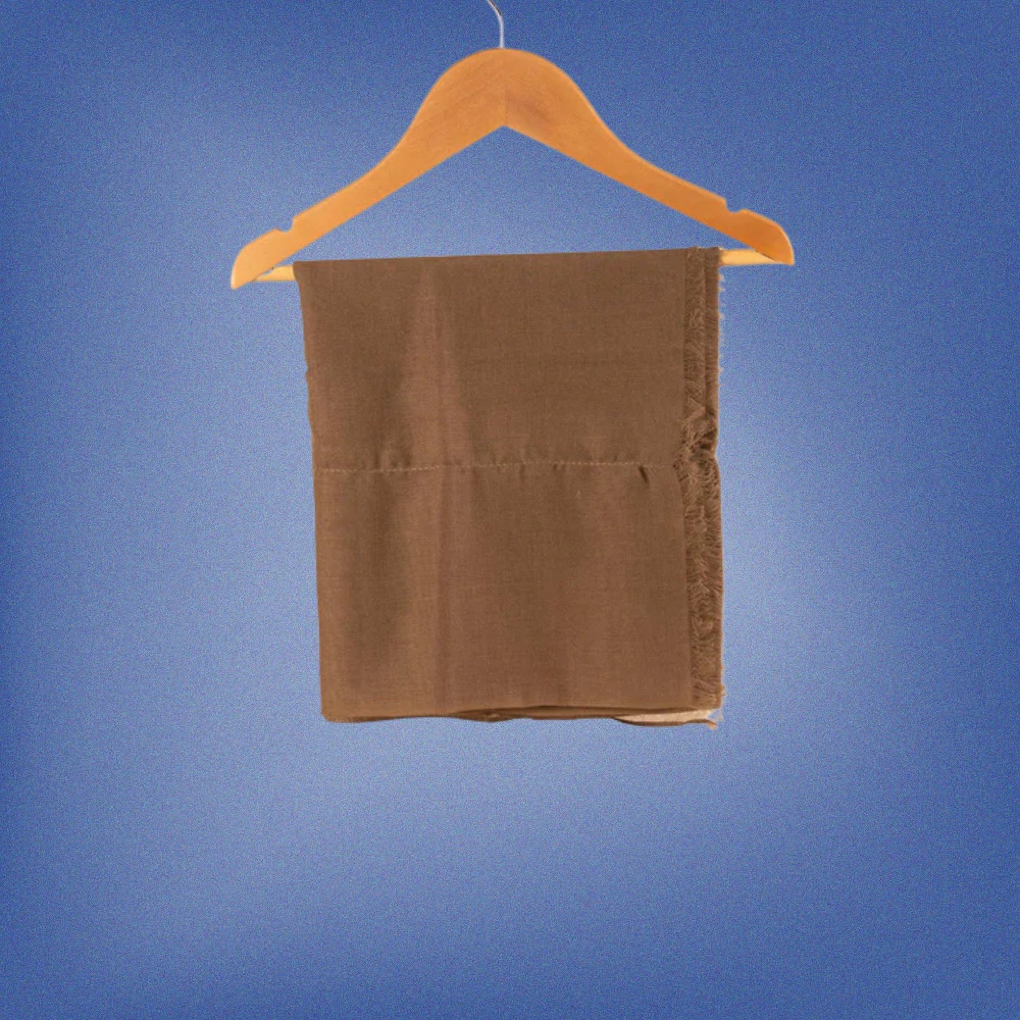 شال خفيف مع جفسة ماركة كويت ليدي